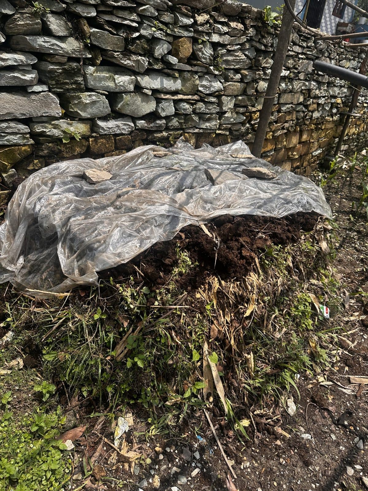Organic manure heap